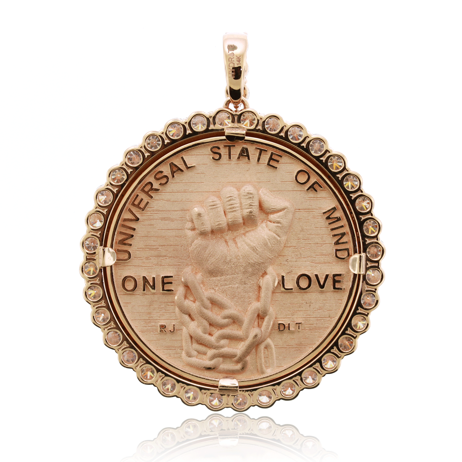 Depósito de diseño personalizado: colgante de diamantes naturales "One Love"