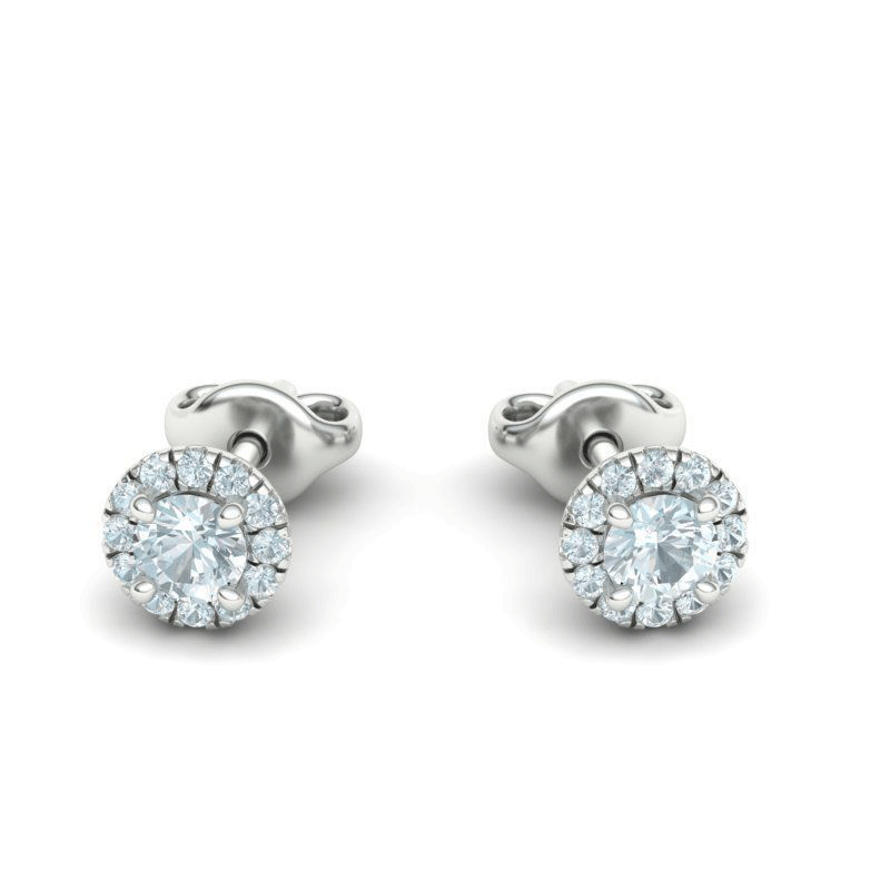 Aretes redondos brillantes con forma de corazón y pavé de diamantes con halo (2/3 quilates)